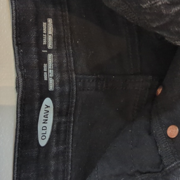 Old Navy High rise black denim button fly cut offs with secret slim pockets - Picture 3 of 5